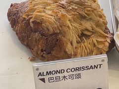 -MEEBO KAFEE米咖焙坊(虹桥路店)