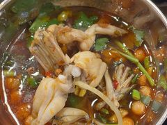 -鸿顺老铁锅美蛙鱼府(解放碑店)