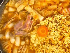 -炙韩料理·部队锅专门店