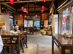 -富正毅三下锅·湘西韵味(天门山索道店)