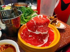 -四囍码头海鲜烧烤自助火锅(外滩南京东路悦荟广场店)