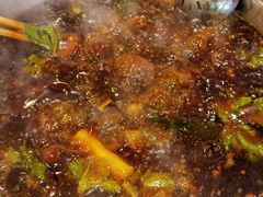 全红味锅底-肖肖酸萝卜鱼火锅(总店)