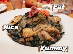 -城市大道红炉披萨烘焙坊