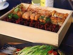-聚汇三少·龙虾·中餐厅(莫邪路新天地店)