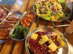 -叽叽扎扎烤肉场(生态城万达店)