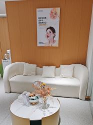 -康美贞·痘肌养护管理中心