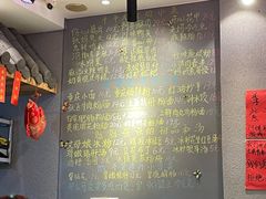 -爆炸头阿姨小四川正宗川味小吃(无任何分店)