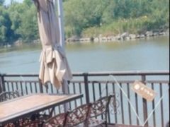 -靓海海鲜火锅(水上湖边观景店)