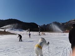 -济南卧虎山滑雪场