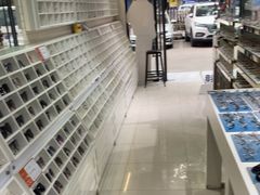 -诺柯视眼镜-蔡司依视路官方工厂店(淞南一店)