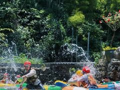 -大围山峡谷漂流
