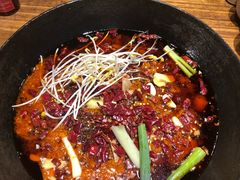 -周幺妹重庆老火锅(银泰城总店)