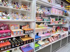 -泡泡玛特POPMART(上海环球港店)