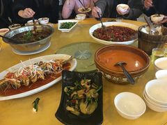 -胖大姐黄辣丁鱼庄(新津店)