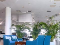 -奔驰北京极光星徽(四元桥店)