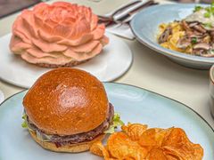 -潮一不贰·法式甜品·生日蛋糕·西式简餐(外滩店)