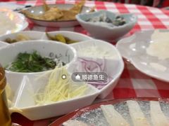 -鹤睦鱼生·啫啫煲·海鲜(保利百合店)