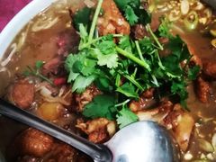 -冯记白土岗辣子鸡