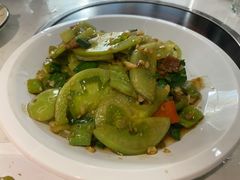 青番茄炒腊肉-邵老爹老杭州白斩鸡·家常菜(建国北路店)