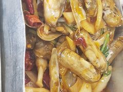 -马路牙子烧烤音乐酒馆(望京店)