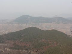 -抱犊崮国家森林公园