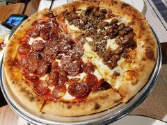 双拼披萨-Primo·丽莫意大利窑烤披萨