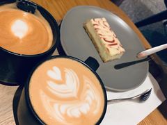 -星巴克臻选(上海合生汇1F店)