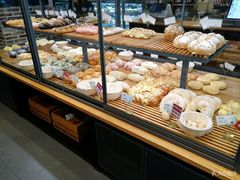 -焙丽拾光(麦凯乐直营店)