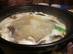 -菌海森林·非遗野生菌火锅(西山区滇池路摩根道店)