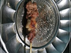 -烤肉小伙烤肉店
