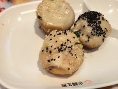 -小杨生煎(金山百联购物中心3楼店)
