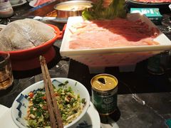 -二荆条·蜀鲜汇城市森林火锅