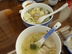 -笑来喜馄饨小笼工坊店(湖滨街店)