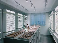 -目艮眼镜SHOWROOM(品牌集合店)