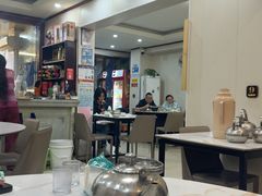 -余杨鸭鸭餐厅