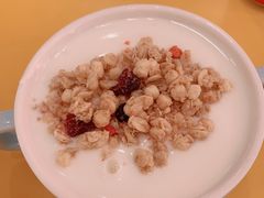 水果麦片酸奶-嗨皮儿·现蒸面皮(抄纸巷店)