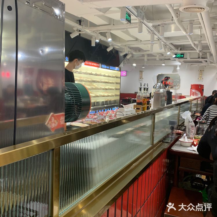 新世界百货附近超高性价比的四川串串火锅店