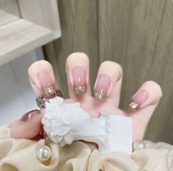 -兔猫ToMoreNails美甲美睫