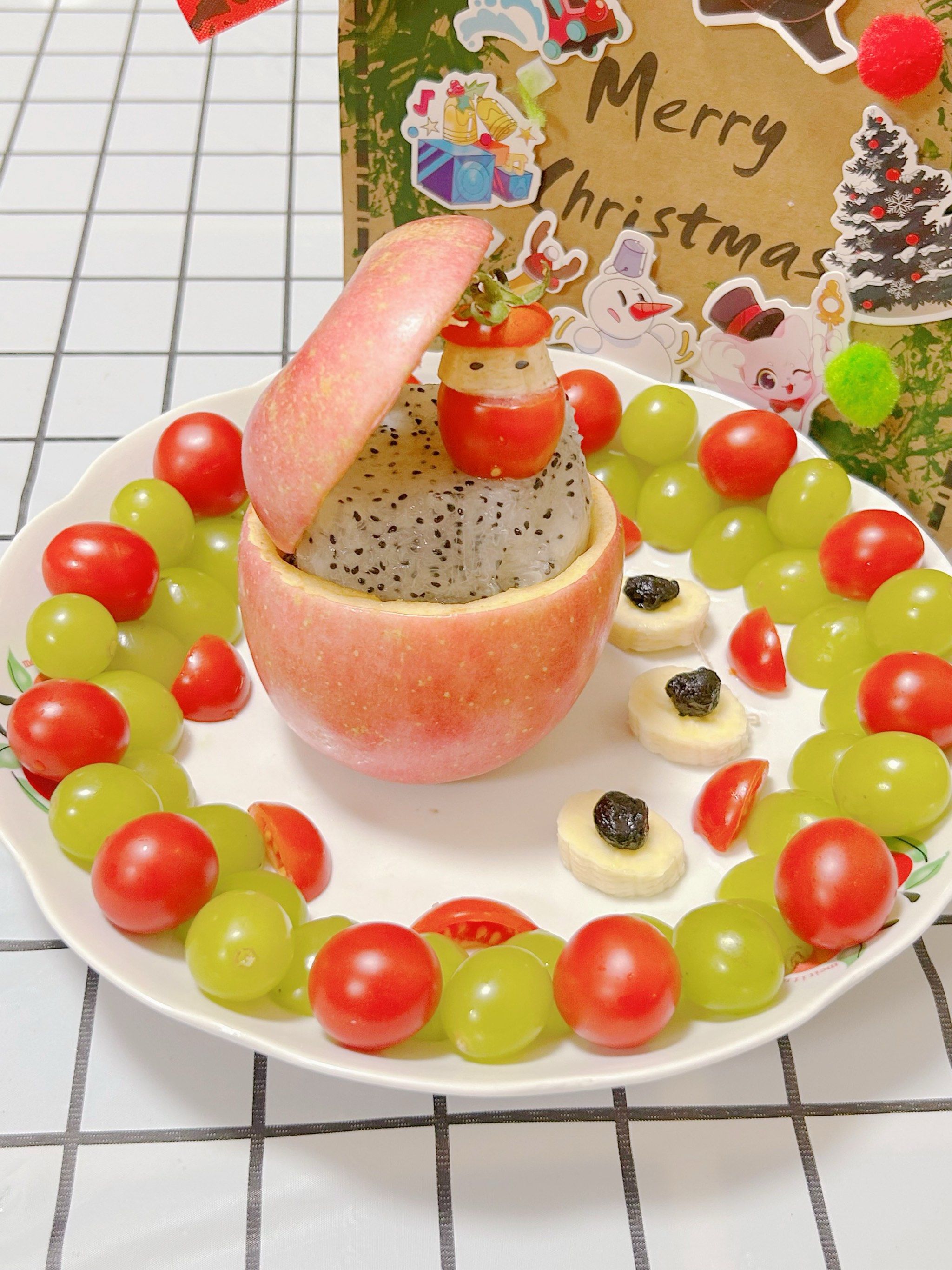 动手制作一份水果拼盘,好玩又好吃😋\n\n🌈食材:苹果,火龙果