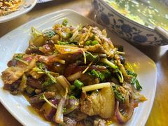 -周记翘脚牛肉
