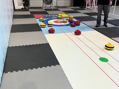 -嘿哟动霸CHUA·新潮玩运动娱乐中心·蹦床滑冰团建乐园