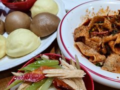 -三好食堂(煎饺·馄饨·肉饼米线·盛世广场店)