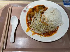 红烩牛肉饭-北大家园食堂