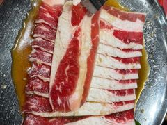 -青瓦炭韩潮烤肉(花园道店)