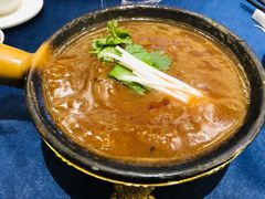 砂煲蟹肉鲍翅-新加坡泰国村酒楼(五角场店)