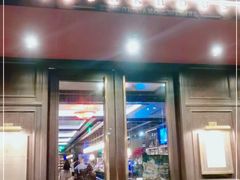 门面-Wolfgang’s Steakhouse 沃夫冈牛排馆(上海白玉兰广场店)