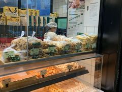 面包甜点陈列柜-泸溪河桃酥(长乐路店)