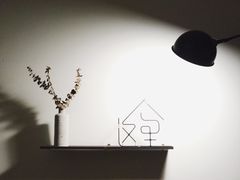 -彳亍咖啡·这里(水湾路店)