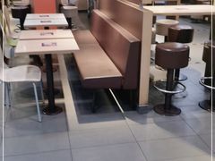 -麦当劳(新华路步步高店)