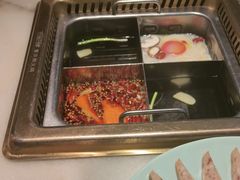 -巴渝瓦肆重庆鲜火锅(宝龙环湖店)